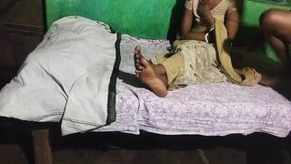 Indian Sothely Momy Betha Ki Cuddye Hot Sexy Video Desi Sex E Video